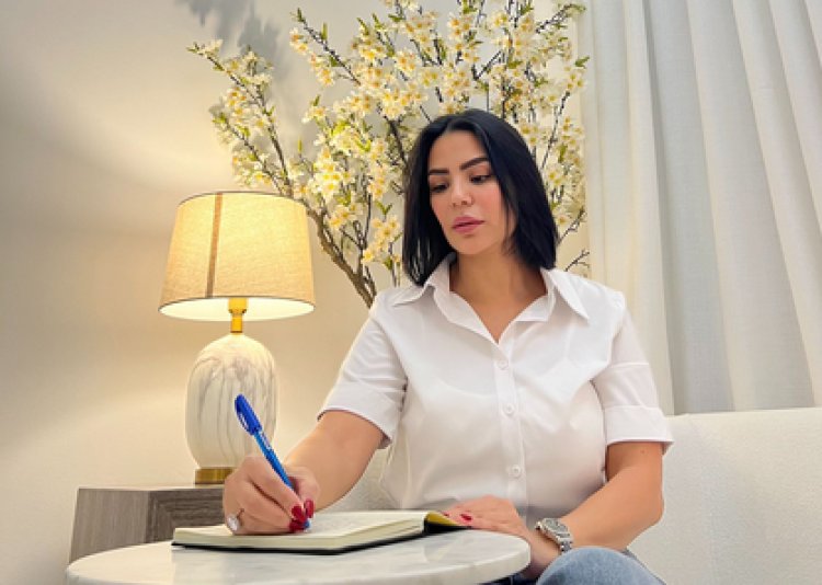  نسمة نور الدين تُشارك بديوانها الجديد في معرض الشارقة الدولي للكتاب 2025