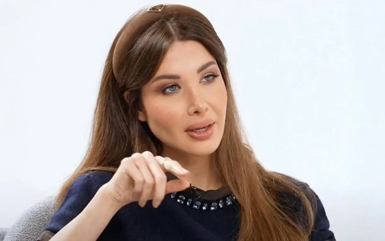 خلال حفلها بمهرجان قرطاج.. نانسي عجرم تمازح الصحفيين والمصورين: اللي بيسمع كلمة مرته وأمه شاطر شاطر