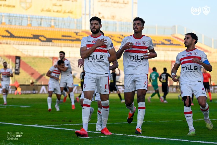 الزمالك يستأنف تدريباته وسط غموض موقفه من القمة