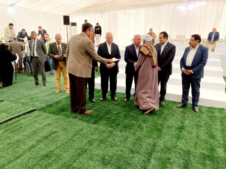 وزير النقل يسلم عقود 109 شقة جديدة بالمرحلة الأولى من تعويض المتضررين