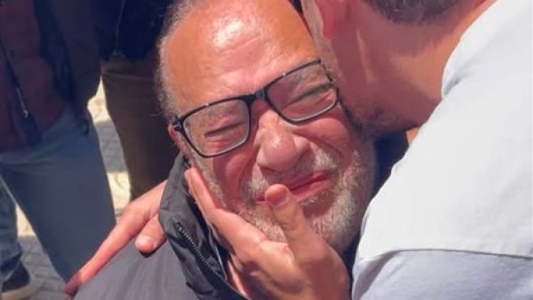 صلاح عبدالله يكشف سبب انهياره في جنازة سليمان عيد