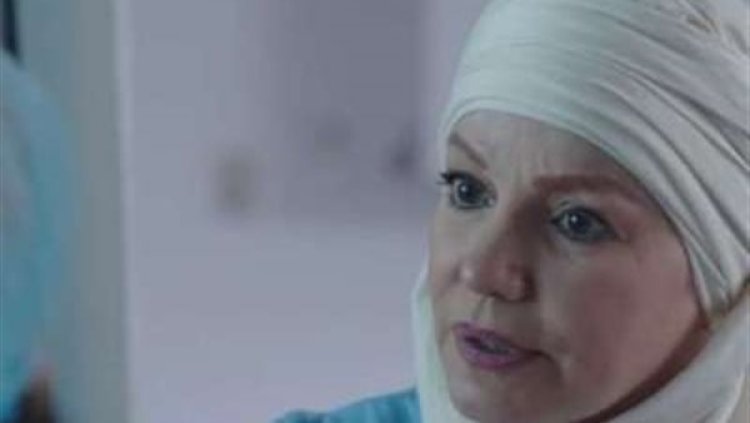 الفنانة مشيرة إسماعيل وابنتها في لقاء مع منى الشاذلي الخميس المقبل