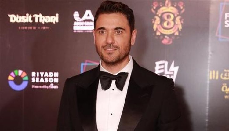 أحمد عز خلال العرض الخاص لـ 7Dogs : الفيلم حالة أتمنى إنها تتكرر