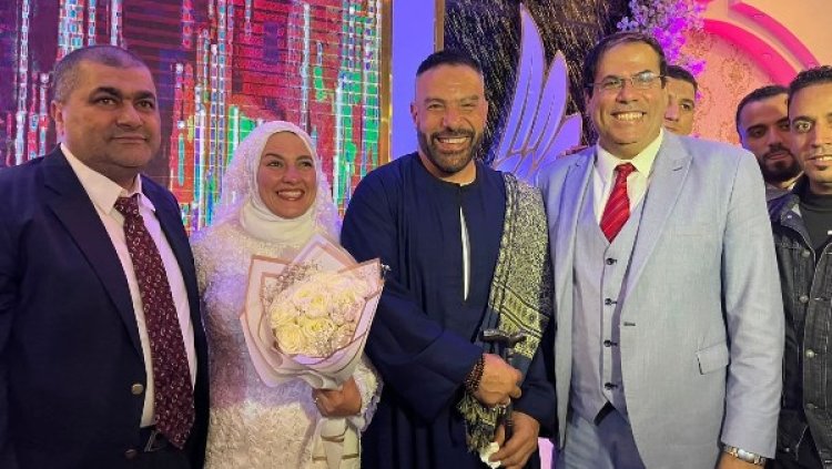 بالجلباب الصعيدي.. محمد خميس يحتفل بزفافه في الإسكندرية 