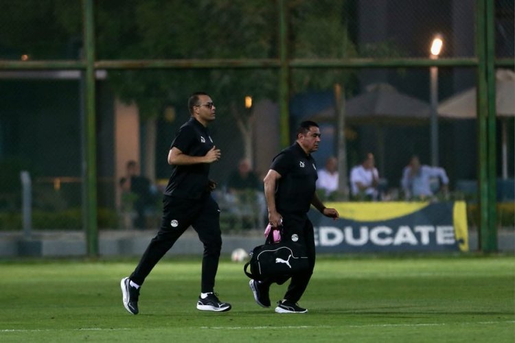 بعد بلع لسانه.. الجهاز الطبي لمنتخب الشباب ينجح في إنقاذ لاعب عمان