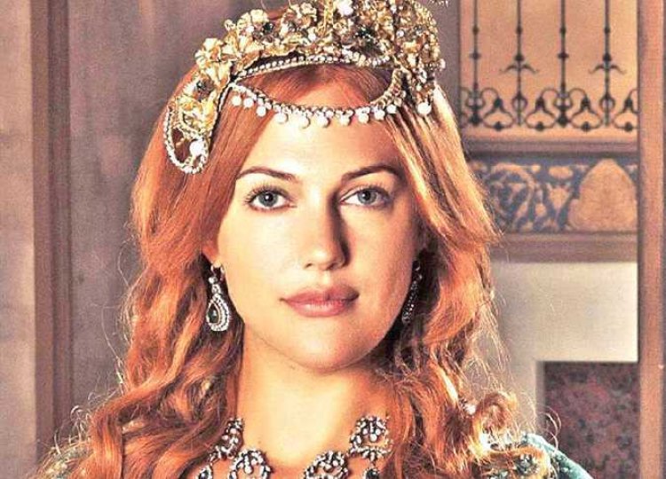 مريم أوزرلي تفتح قلبها: لا أريد لأطفالي أن يعيشوا صعوبة طفولتي