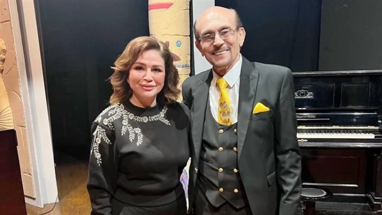 إلهام شاهين توجه رسالة مؤثرة لمحمد صبحي بعد تكريمه وأزمته الصحية