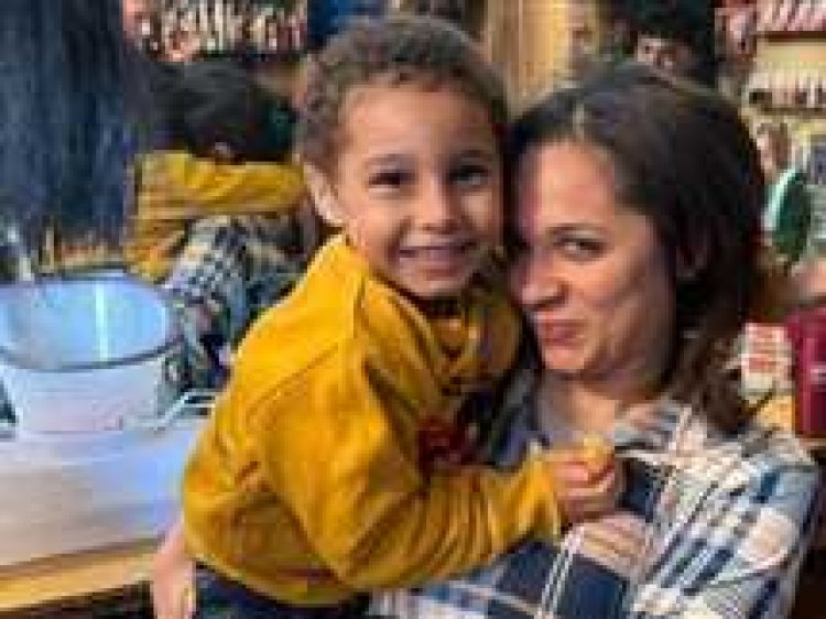 رحمة أحمد تكشف عن تفاصيل أزمتها الصحية: كنت بادعي أقوم علشان ابني مصطفى