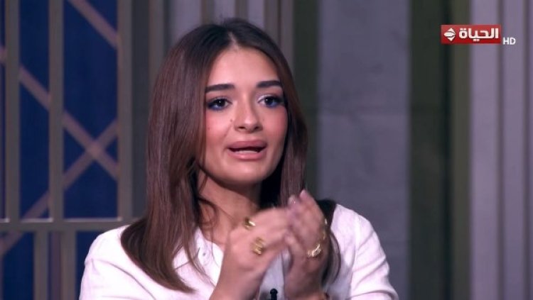 ملك أحمد زاهر: عشت صراعًا نفسيًا في مسلسل أزمة ثقة.. واحتجت لطبيبة نفسية