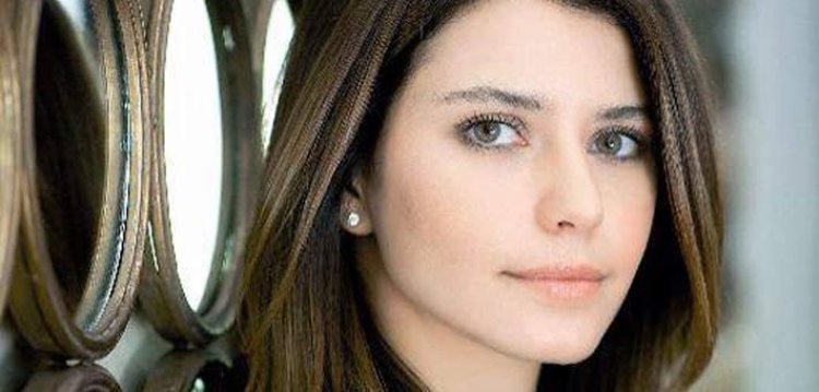 بسبب مشاهد جريئة..  إلغاء عرض فيلم بيرين سات «البروفايل السري» قبل طرحه في السينمات