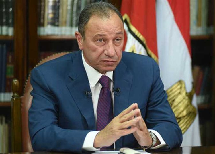 حبس "علي السيسي" 3 أشهر بتهمة سب وقذف رئيس النادي الأهلي الكابتن محمود الخطيب