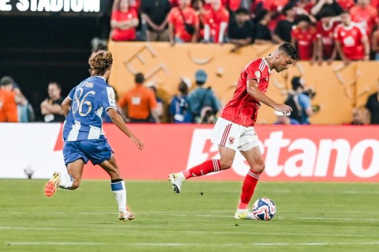 الأهلي يتعادل مع بورتو (4-4) ويودعان كأس العالم للأندية