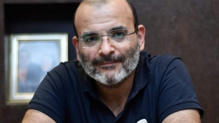 أيمن بهجت قمر يعلق على شائعات زواجه