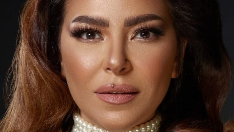 بعد تعرضها للسرقة في باريس.. ألفت عمر: أنا راجعة مصر