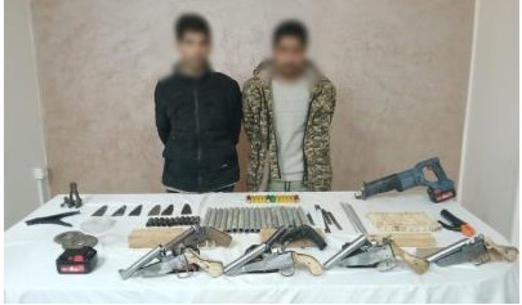 ضبط عنصر جنائى لقيامه بإدارة ورشة لتصنيع الأسلحة النارية بالظاهر  