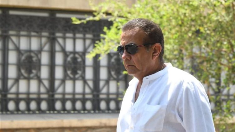 أسامة منير يتعرض لانتقادات بسبب فيديو بعنوان "حتى الكلاب أسعد منك"