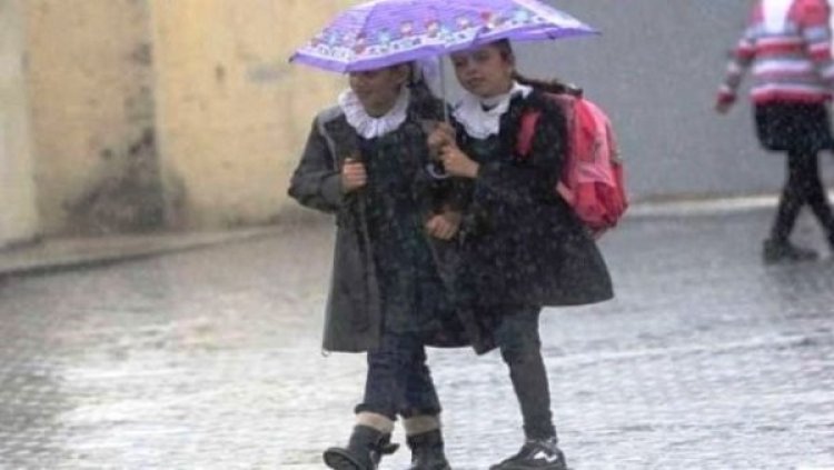 تعطيل الدراسة  في القاهرة والقليوبية والجيزة بسبب الأحوال الجوية