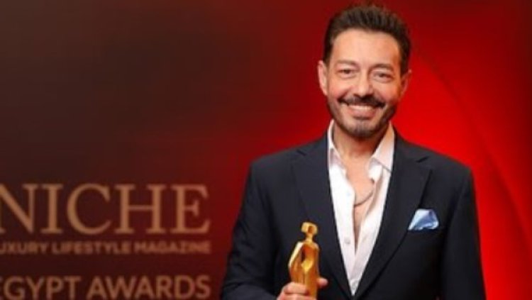 بسبب "الجباس".. أحمد زاهر يحصد جائزة "نجم العام" من مجلة نيش البريطانية