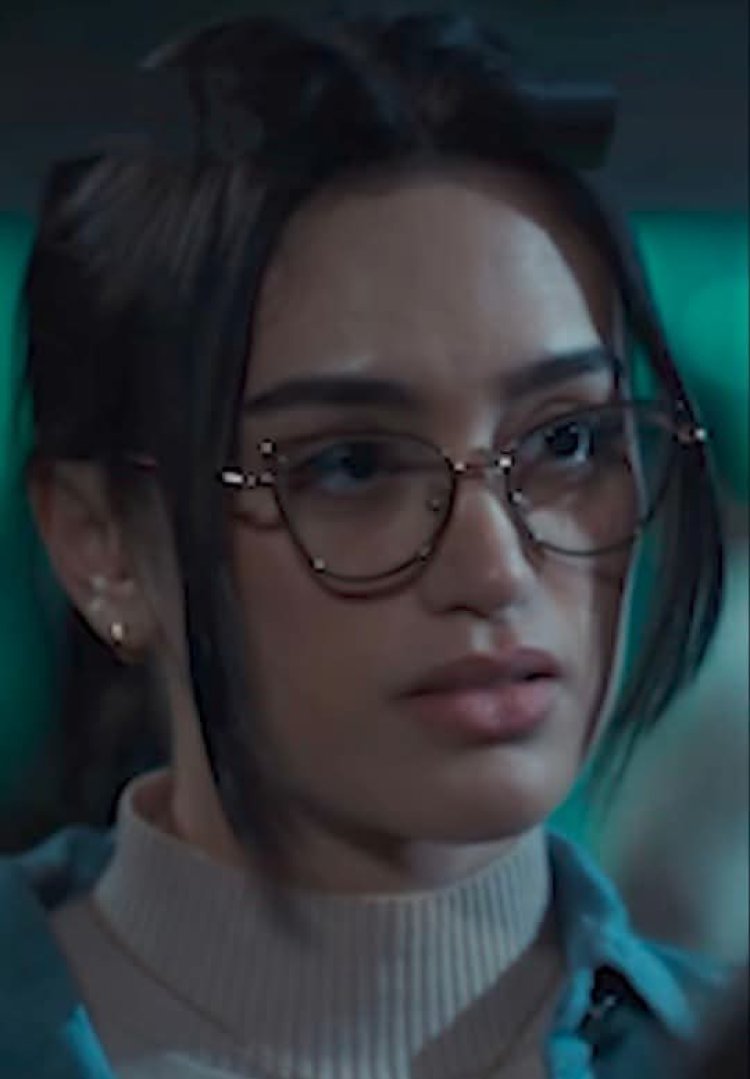 يارا ابنة شقيق أحمد عز تشارك في «عرض وطلب»