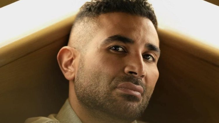النجم أحمد سعد يوقع عقدًا فنيًا مع مجموعة روتانا للموسيقى