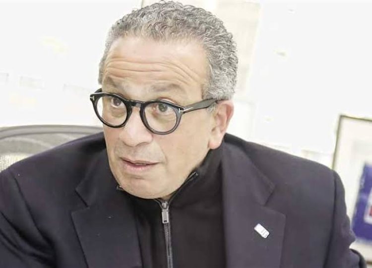 عمرو الجنايني: حسين لبيب "شايل شيلة تقيلة" في الزمالك 