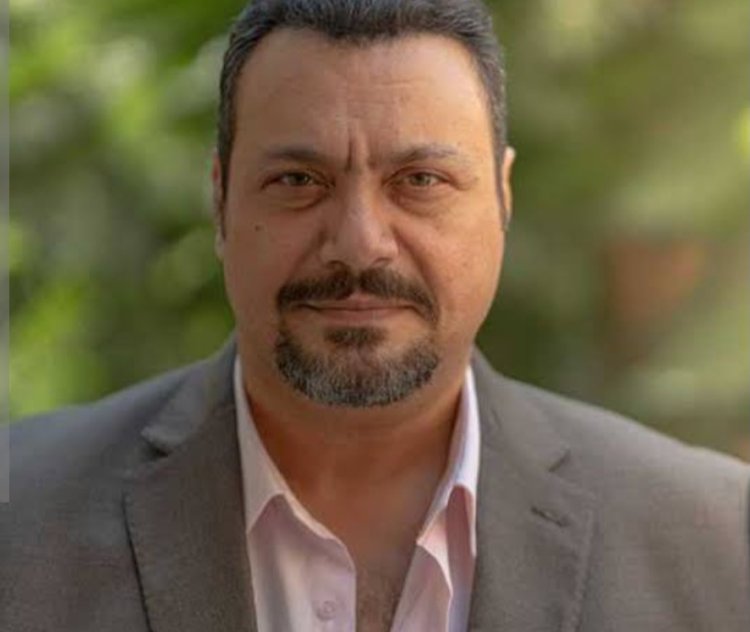 مراد مكرم يهنئ جمهوره بعيد القيامة : أمنياتي للجميع بالسلام والنور